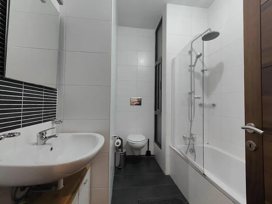 2 Bedroom Apartment Found In A Great Location Saint Julian's 0*,